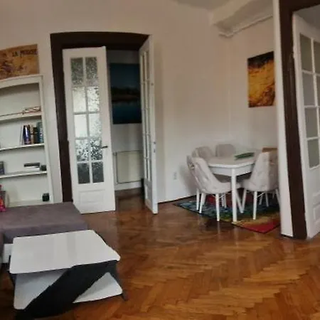 Apartment Homesweethome Carol Park *